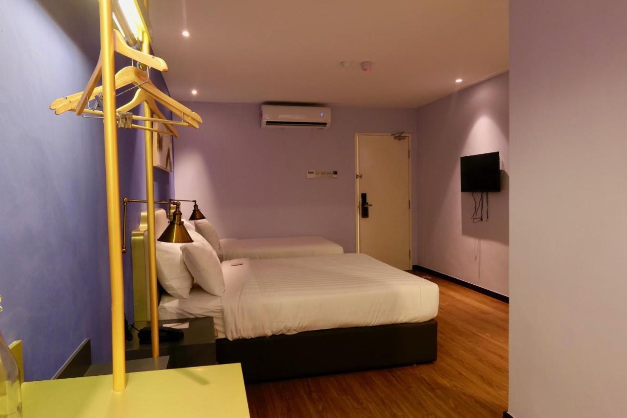 Le Embassy Hotel Georgetown Buitenkant foto